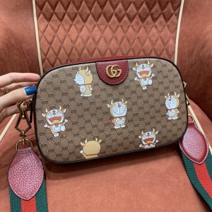 cucci官方网古驰中国 Deraemon哆啦A梦联名系列相机包574886