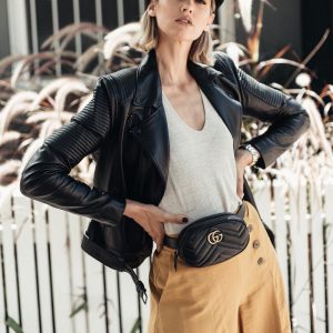 古驰女包官网旗舰店 gucci 𝗆𝖺𝗋𝗆𝗈𝗇𝗍 腰包上身图 476434