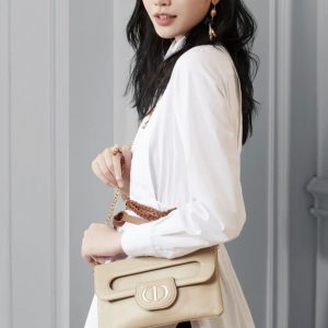 迪奥Dior Double 链条手包上身效果图