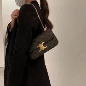 思琳链条肩背包Celine TRIOMPHE 197992DQW.04LU上身图