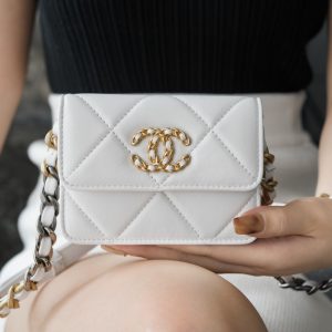 𝗖𝗛𝗔𝗡𝗘𝗟香奈儿秋冬新款 迷你小腰包奶白色香奈儿女款包包