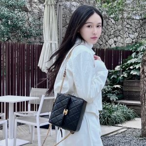 𝗖𝗛𝗔𝗡𝗘𝗟香奈儿2022 复古黑 双肩背包香奈儿经典新款双肩包
