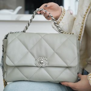 chanel香奈儿𝗕𝗔𝗚 2022银色配饰 浅灰中号香奈儿包包女包