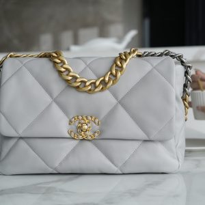 chanel 19bag秋冬新色 浅灰香奈儿19bag官方价格