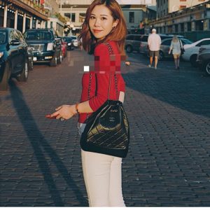 chanelg abrielle流浪背包黑色大号香奈儿流浪背包上身图