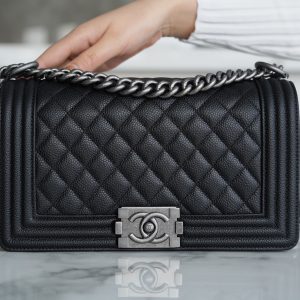 chanel leboy大球纹 黑银中号香奈儿leboy黑金好看还是黑银