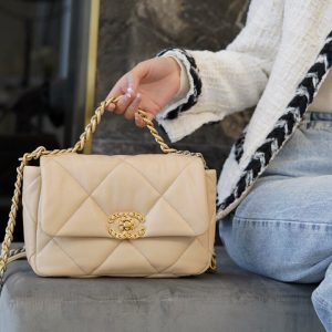 chanel秋冬新品19bag 杏色小号香奈儿女包官方网站旗舰店