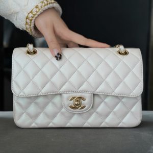 chanel cf classic flap 珠光白香奈儿包包官方旗舰店官网