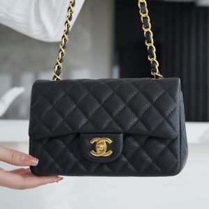 chanel cf classic flap荔枝纹mini黑金香奈儿包包官网