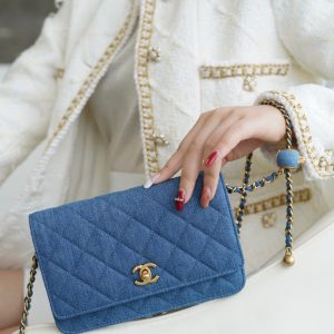 chanel 2022丹宁牛仔金属球woc香奈儿链条钱包图片