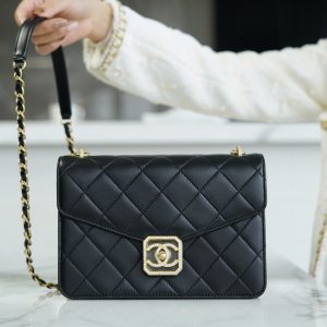 chanel 2022新款钻扣口盖包香奈儿包包官网订购