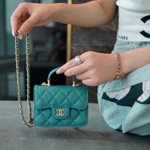 chanel手柄零钱包 绿色香奈儿链条口盖零钱包有长肩带么