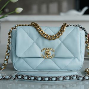 chanel 19bag秋冬新色淡蓝16CM香奈儿19bag小号价格