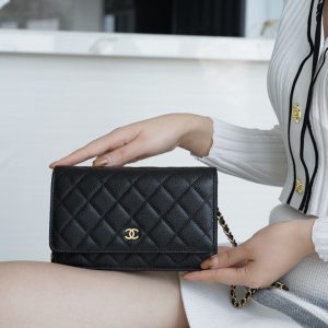 chanel woc发财包正品皮黑牛金香奈儿包包woc上身图