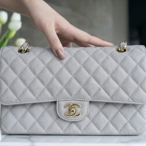 chanel classic flap中号浅灰香奈儿classic flap 中号价格