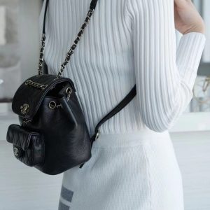 chanel 2022 duma双肩包香奈儿duma双肩包上身图