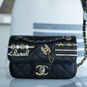 chanel 2022新款CF徽章mini黑色香奈儿CF徽章限定包包
