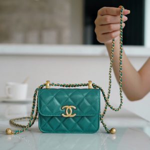 chanel双金球系列mini零钱包孔雀绿香奈儿零钱包专柜价