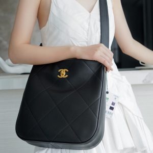 chanel秋冬新款嬉皮包上身图香奈儿女包官方网站旗舰店