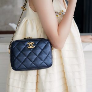 chanel2022秋冬新品子弹壳横款相机包香奈儿子弹头包包图片