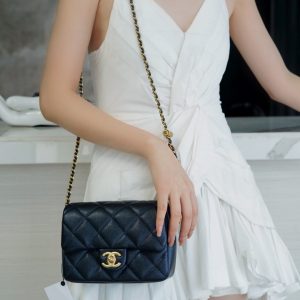 chanel秋冬新品子弹壳方胖子珠光黑香奈儿官网中国官方网