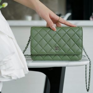chanel经典woc抹茶绿香奈儿woc包有几个颜色香奈儿的女包
