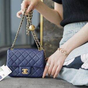 chanel CF金属球方胖子 深蓝色官方网站香奈儿包包