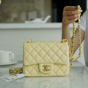 香奈儿CF𝖢𝗅𝖺𝗌𝗌𝗂𝖼 𝖿𝗅𝖺𝗉方胖子春夏新色 小鸡黄香奈儿女款大包
