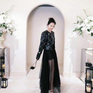 𝖢𝗁𝖺𝗇𝖾𝗅  高级手工坊 mini晚宴包宋茜同款晚宴包上身图