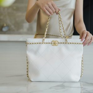 United Arab Emirates chanel新款購物袋香奈兒新款購物袋