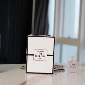 Bahrain manama chanel100周年限量晚宴包香奈兒包包女包