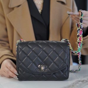 Calgary Canada chanel春夏新品彩虹口蓋包香奈兒包包官網