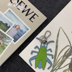 Dubai LOEWE羅意威掛飾鑰匙圈蟈蟈 羅意威鑰匙扣價格