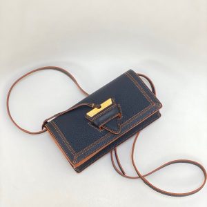 San Joze USA LOEWE 三角包羅意威三角包明星同款