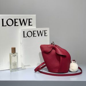 Dubai  LOEWE Bunny小兔子羅意威小兔子包包17CM