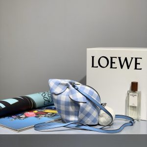 UAE United Arab Emirates LOEWE羅意威Bunny小兔子包