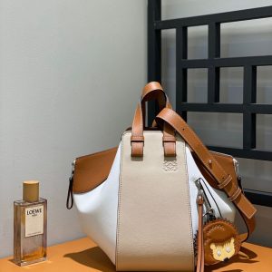 Thailand Bangkok LOEWE Hammock bag吊床包羅意威