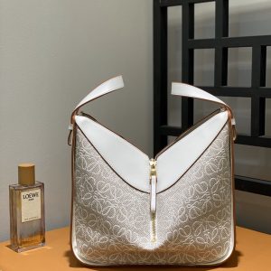 Taiwan LOEWE Hammock 吊床包羅意威包包官網價格