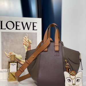 Canada Ottawa LOEWE Hammock bag吊床包羅意威女包