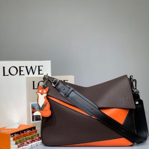 Abu Dhabi LOEWE Puzzle Messenger BagPuzzle郵差包