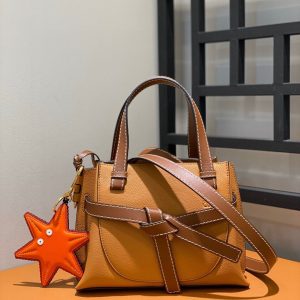 Bandung LOEWE Gate Top Mini手提馬鞍包羅意威的包
