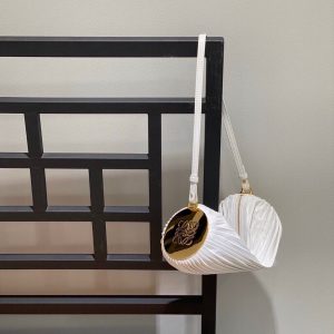 Brisbane Australia LOEWE Bracelet腋下包羅意威官網