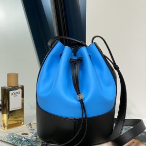 Vietnam LOEWE Balloon 氣球水桶包羅意威女包官方網站