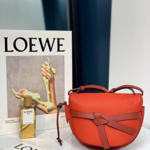 Kuwait羅意威gate馬鞍包loewe包包防偽編碼在哪裏