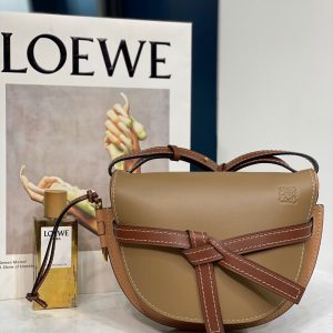 United Arab Emirates LOEWE Gate 馬鞍包羅意威包包