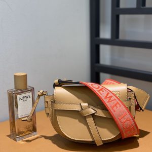 Jakarta LOEWE Gate dual mini馬鞍包羅意威馬鞍包價格