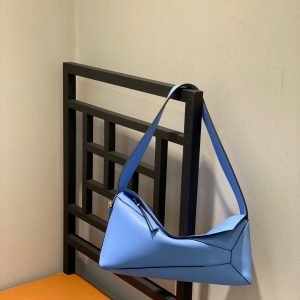 Japan羅意威腋下包羅意威腋下包多少錢羅意威包包官網