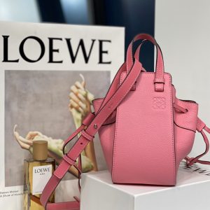 Dubai LOEWE Hammock Mini吊床包芭比粉羅意威女包