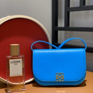 Liverpool UK Britain羅意威豆腐包Mini羅意威女包圖片