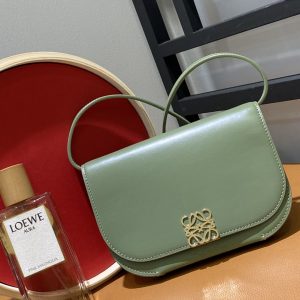 Japan  羅意威豆腐包Mini  羅意威豆腐包是不是要飽滿